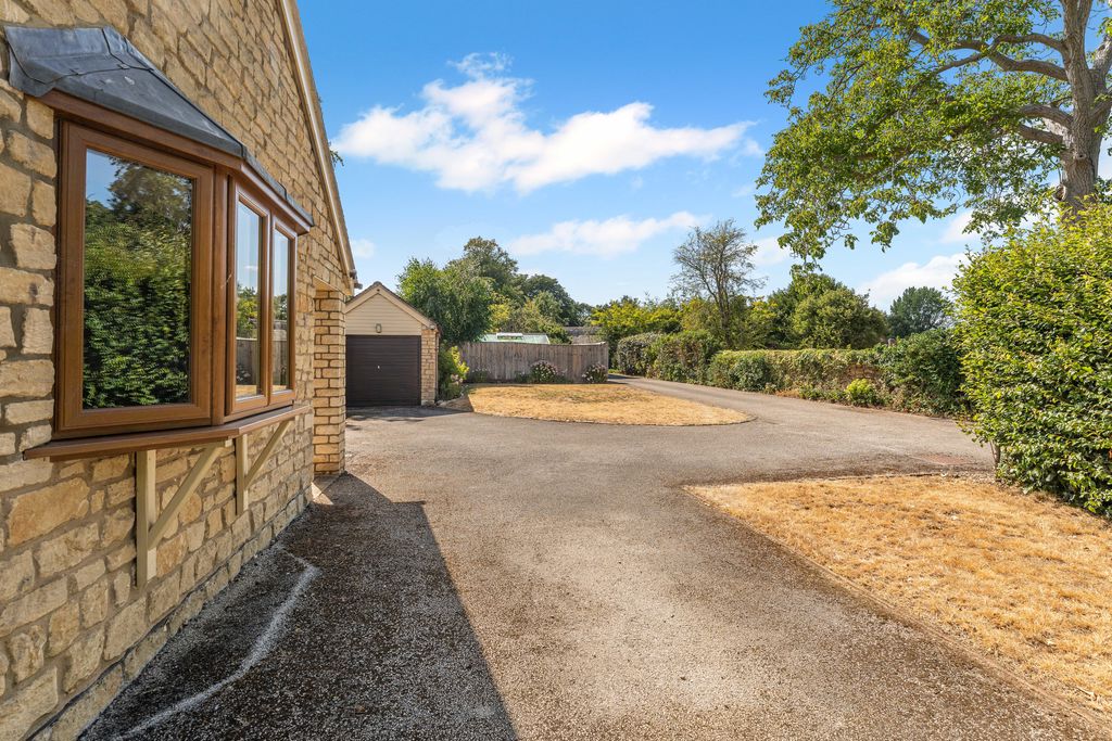 Horn Hill Road Adderbury